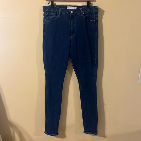 GAP Denim - GAP True High Rise Skinny Jeans - 32 Tall